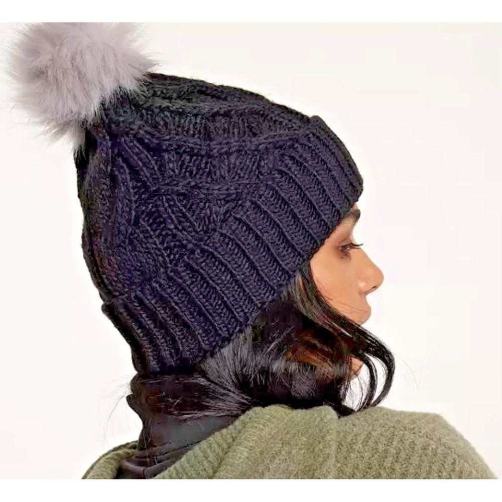 CALIA By Carrie Underwood Women O/S Cable Knit Beanie Faux Fur Pom-Pom Black